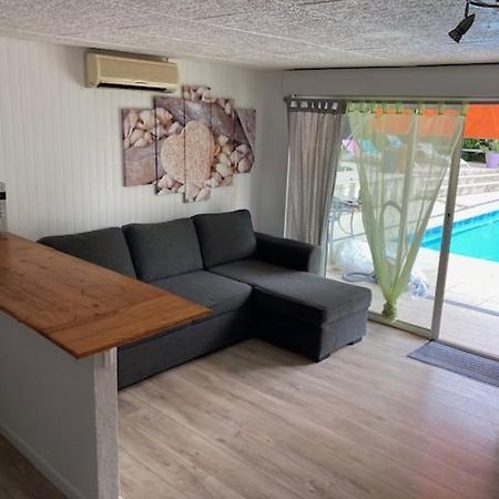 L'Appartement Du Micocoulier Салон дьо Прованс Екстериор снимка